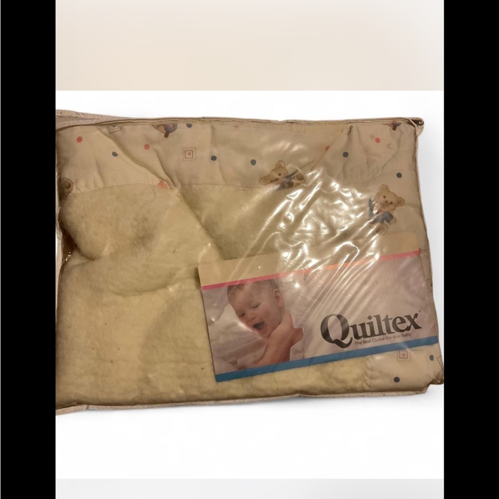 Quiltex Beige Baby Quilt with Bear Design‎